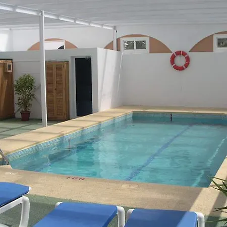 Bahia Serena (adults Only) מלון דירות