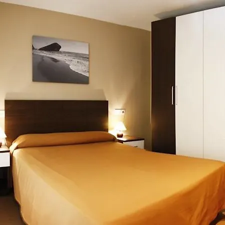 מלון דירות Bahia Serena (adults Only) 4*