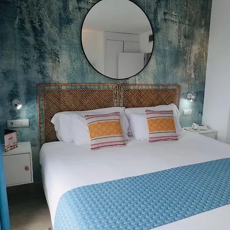 Bahia Serena (adults Only) Aparthotel